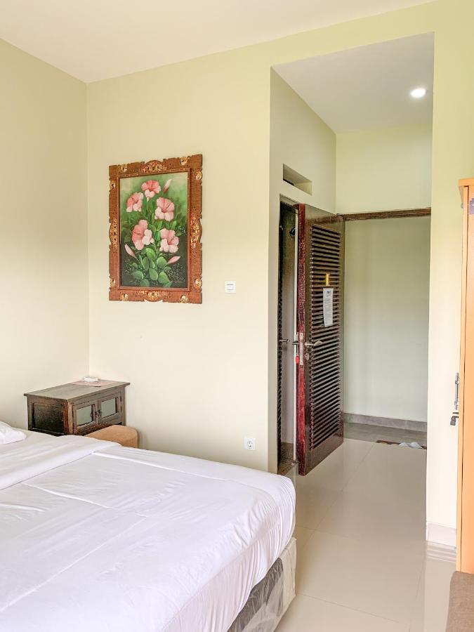 Gumitish Guest House Singaraja Luaran gambar