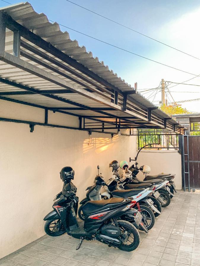 Gumitish Guest House Singaraja Luaran gambar